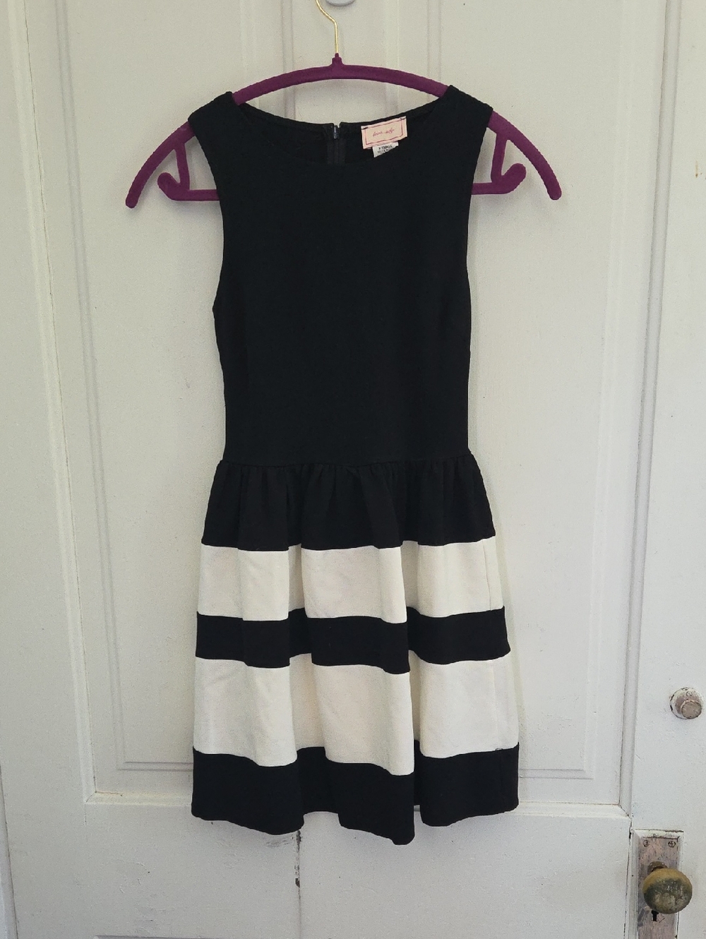 Love...Ady Black And White Dress